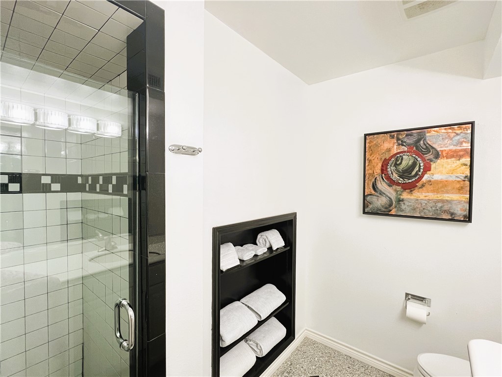 1400 Ocean Dr 1104a Property Photo 22