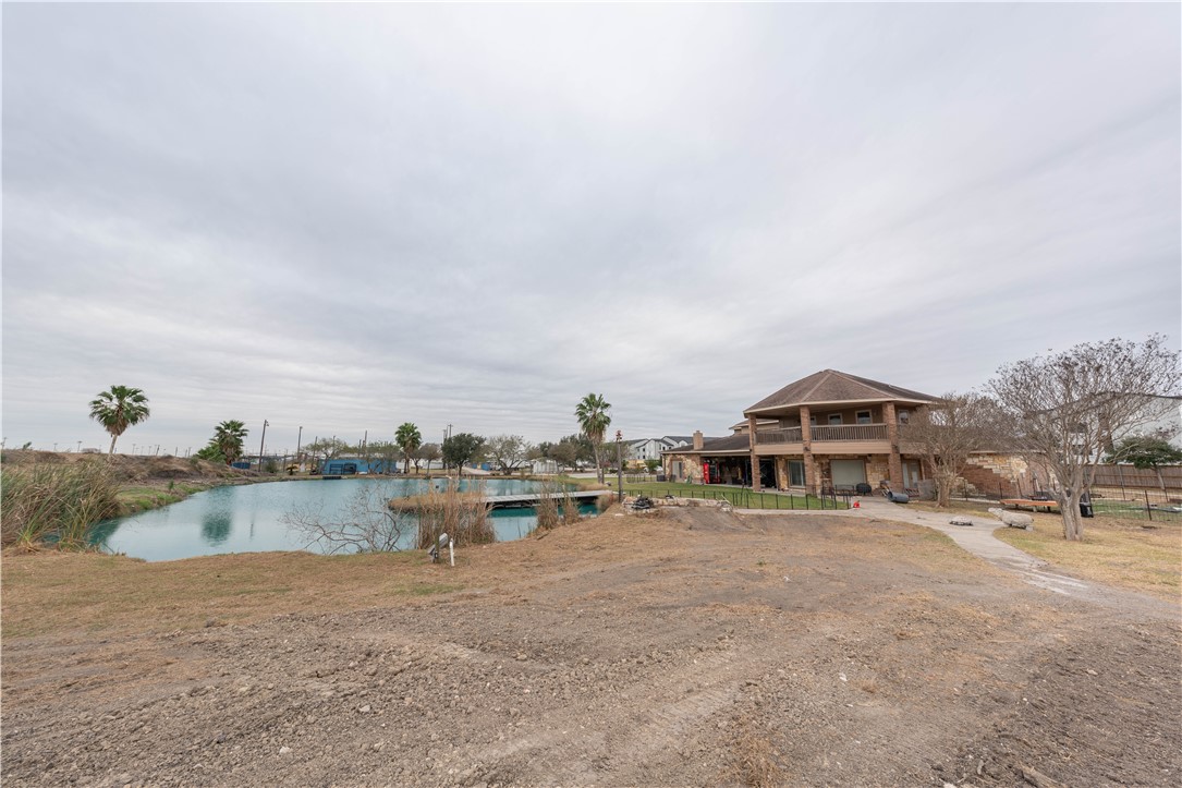 6656 Yorktown Blvd Property Photo 14