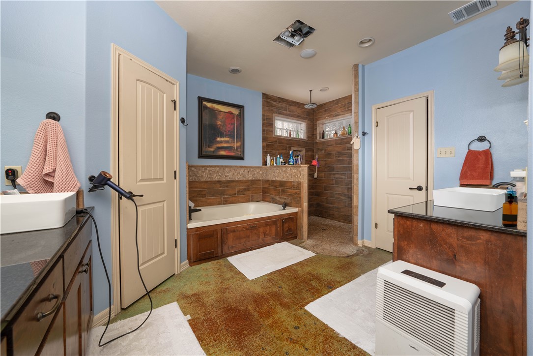 6656 Yorktown Blvd Property Photo 25