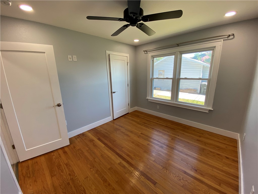629 Santa Monica Pl Property Photo 18
