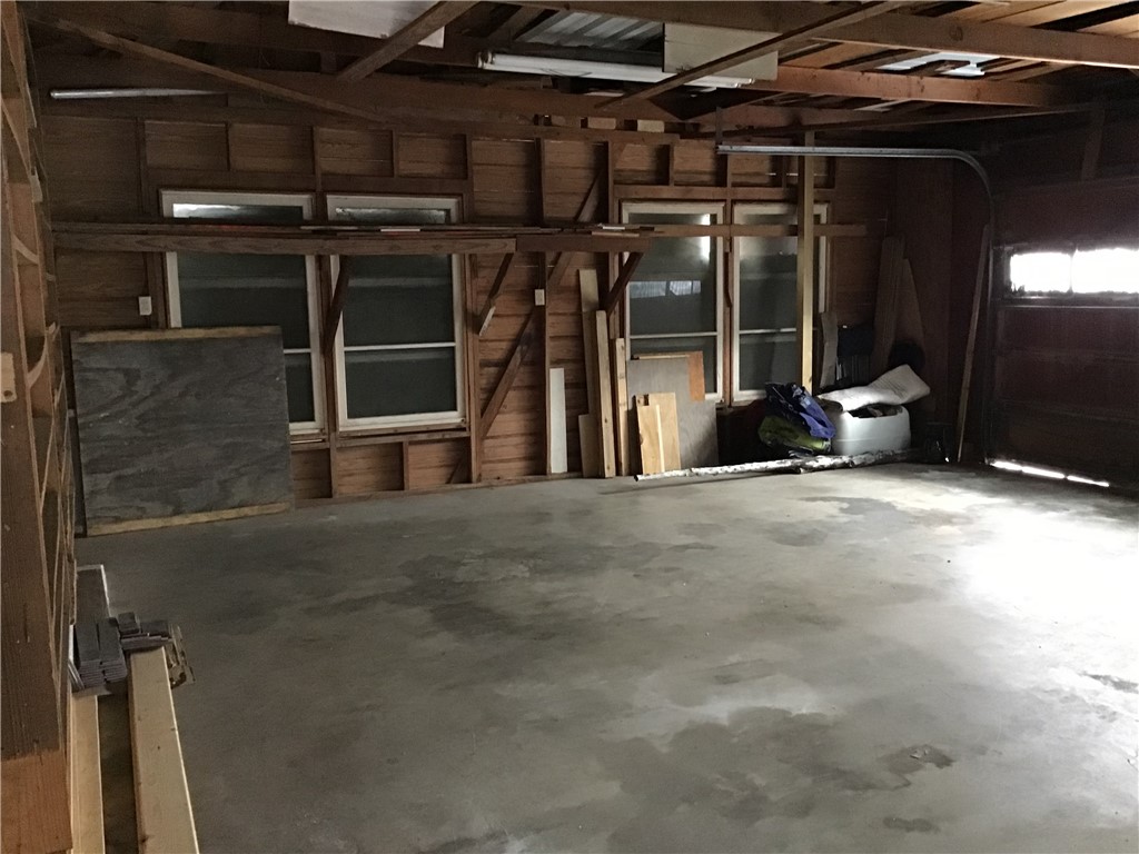 629 Santa Monica Pl Property Photo 38