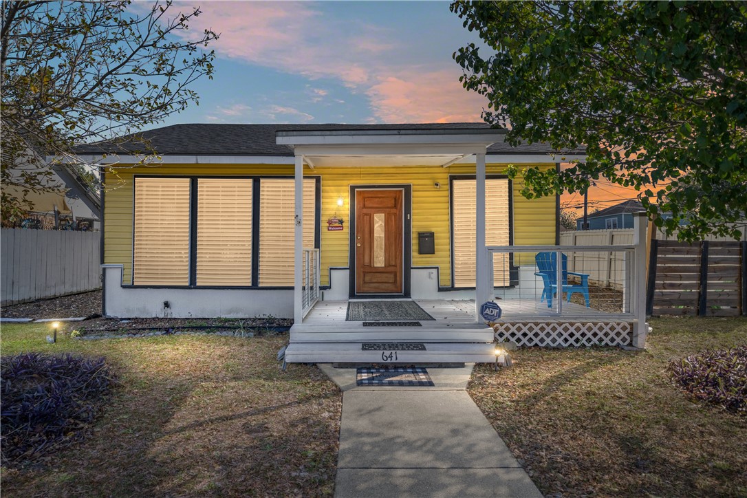 641 Southern St Property Photo