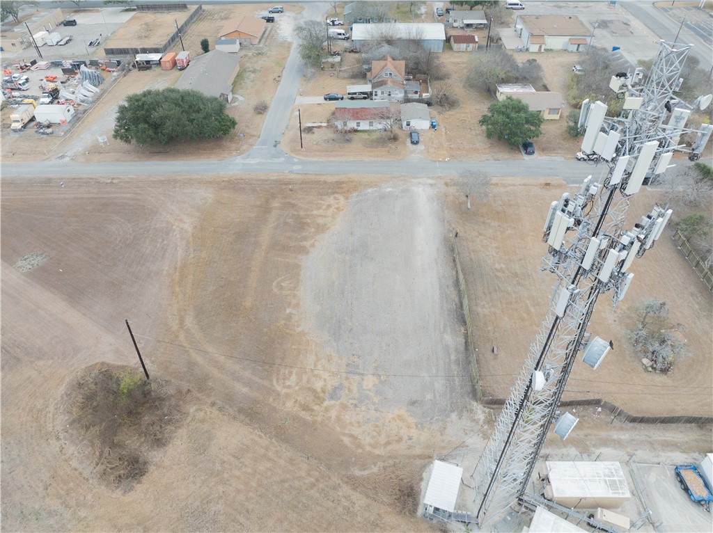621 Commerce St Property Photo 10