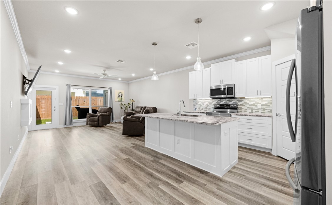 14010 Fortuna Bay C Property Photo 4