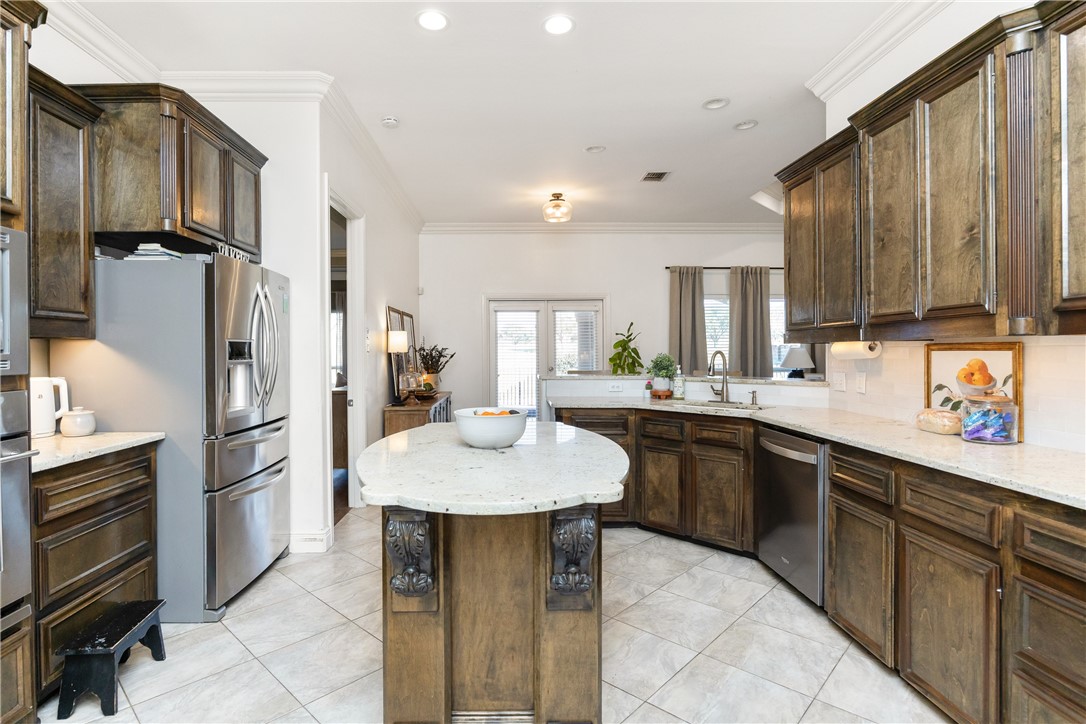 4338 Spring Creek Dr Property Photo 16