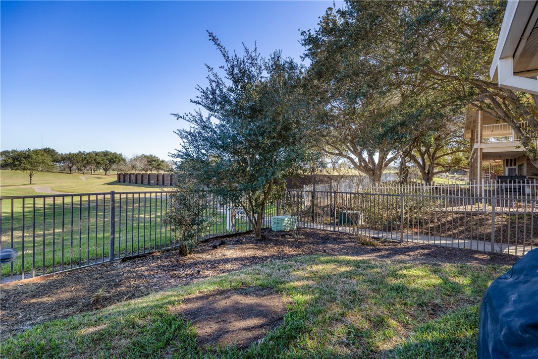4338 Spring Creek Dr Property Photo 36