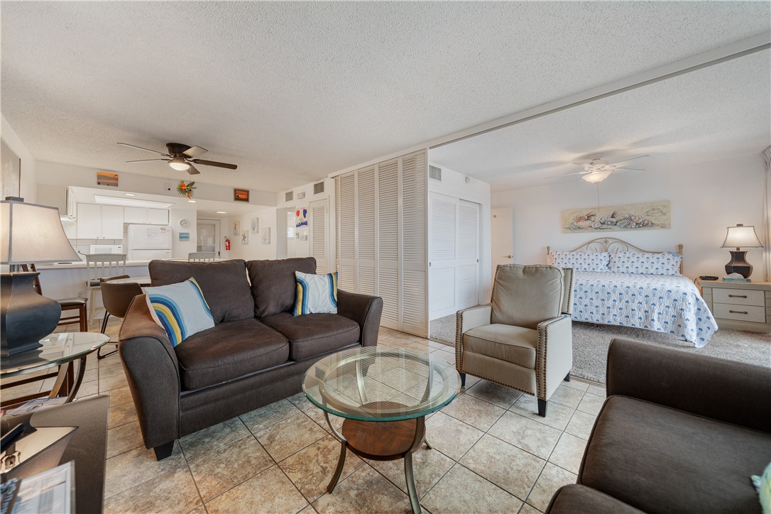 15340 Leeward Dr 207 Property Photo 6