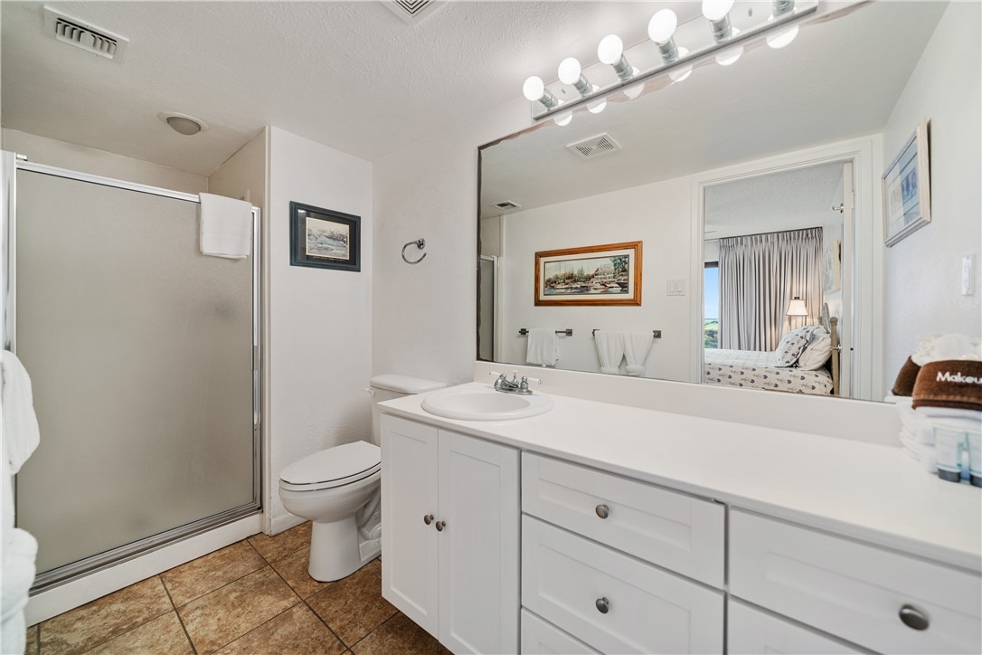 15340 Leeward Dr 207 Property Photo 9