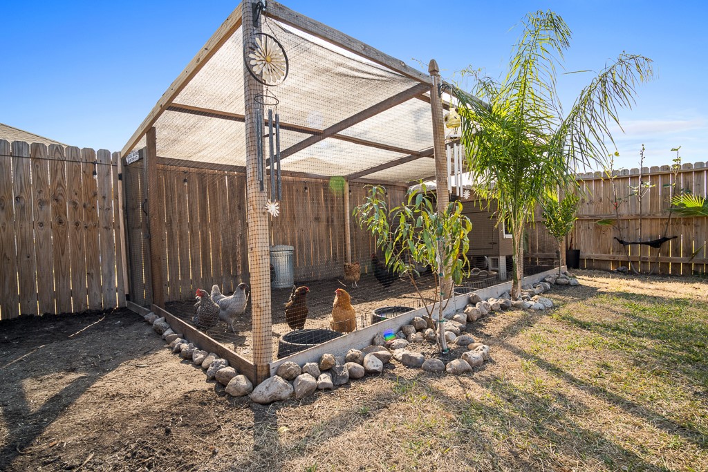 3906 Targaryen Way Property Photo 18