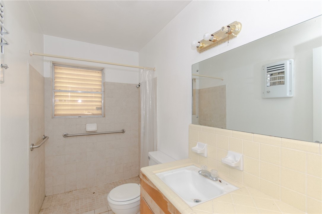 3709 S Saxet Dr Property Photo 8
