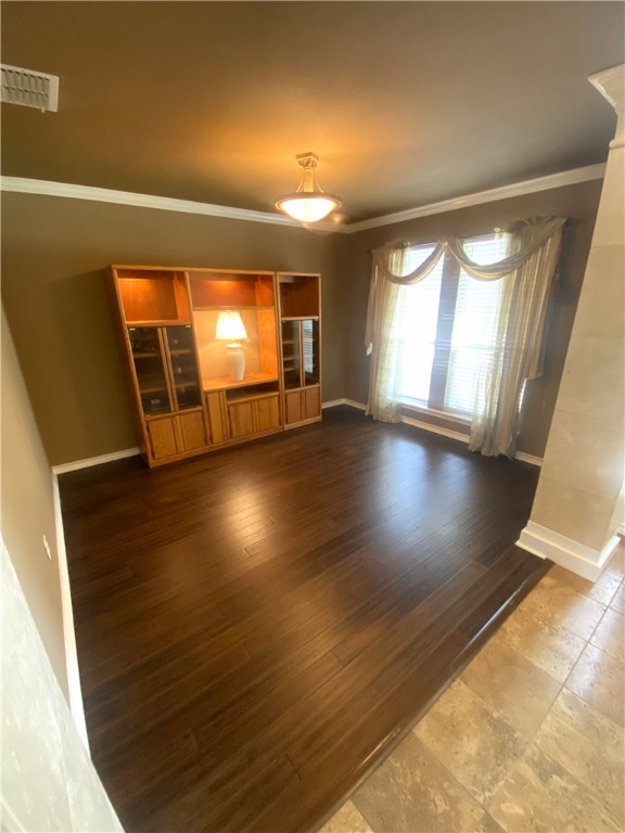 5614 Cory St Property Photo 3