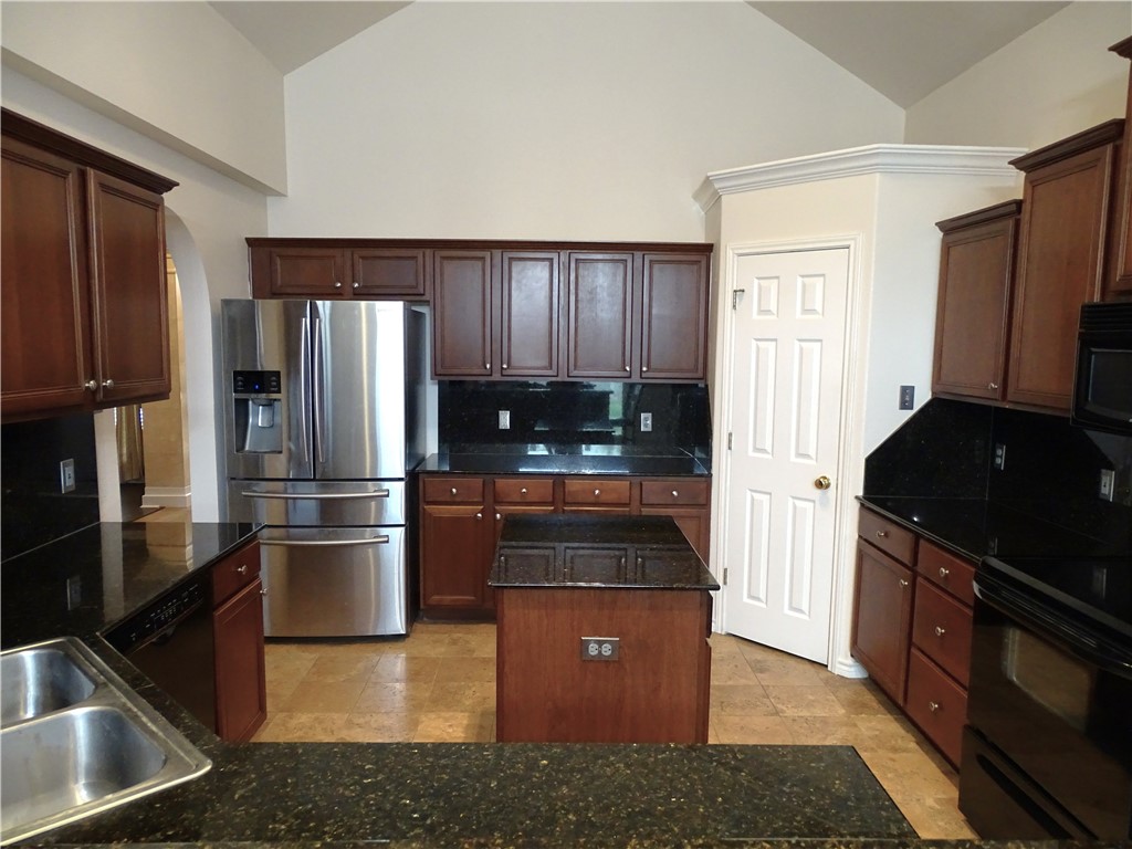 5614 Cory St Property Photo 6