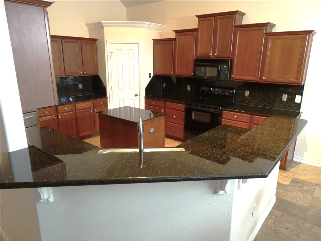 5614 Cory St Property Photo 7
