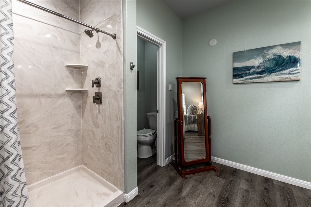 137 Knickerbocker St Property Photo 21