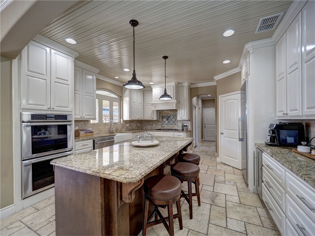 204 Black Diamond Property Photo 10