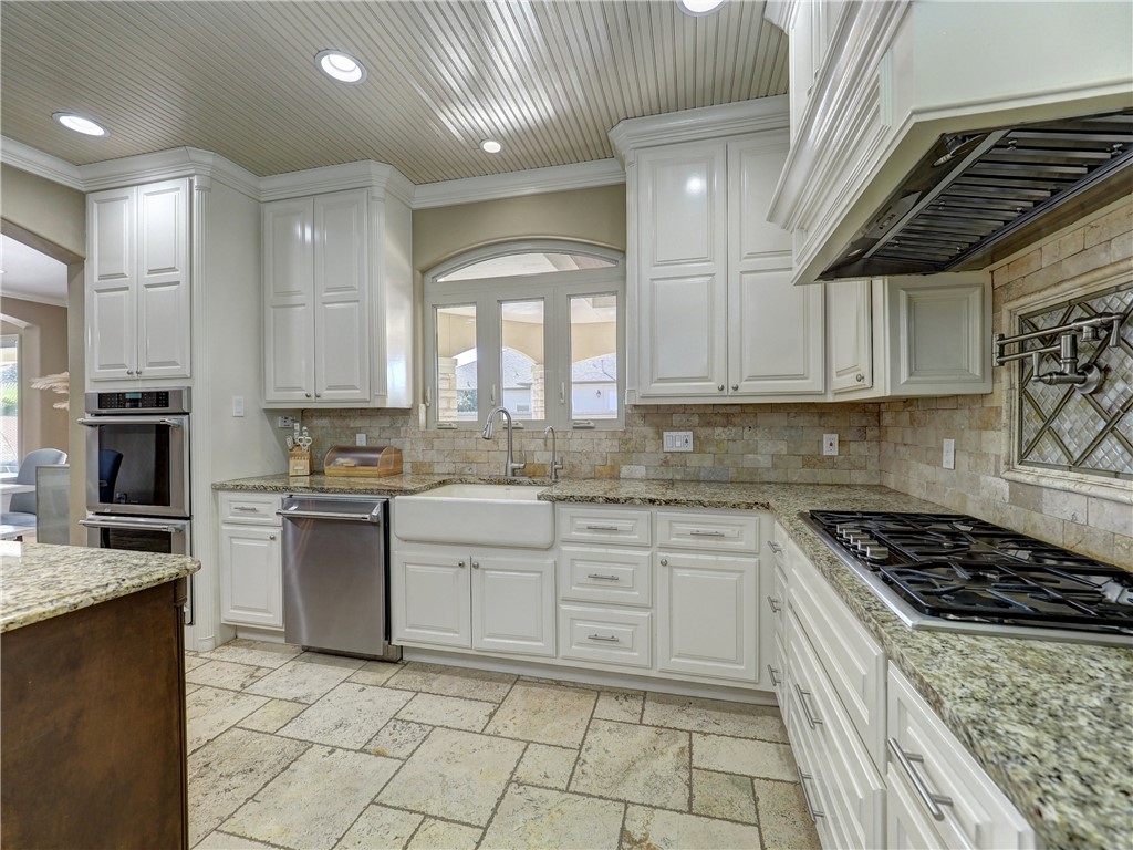 204 Black Diamond Property Photo 12
