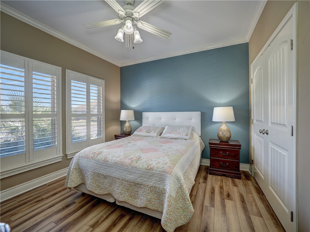 204 Black Diamond Property Photo 17