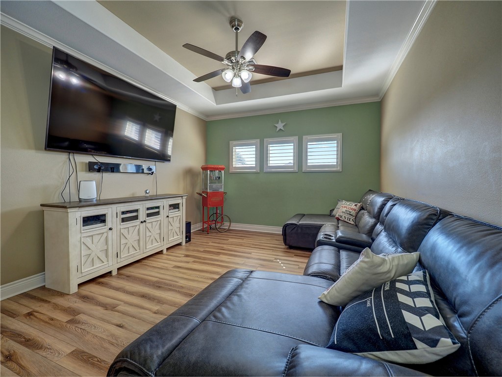 204 Black Diamond Property Photo 24