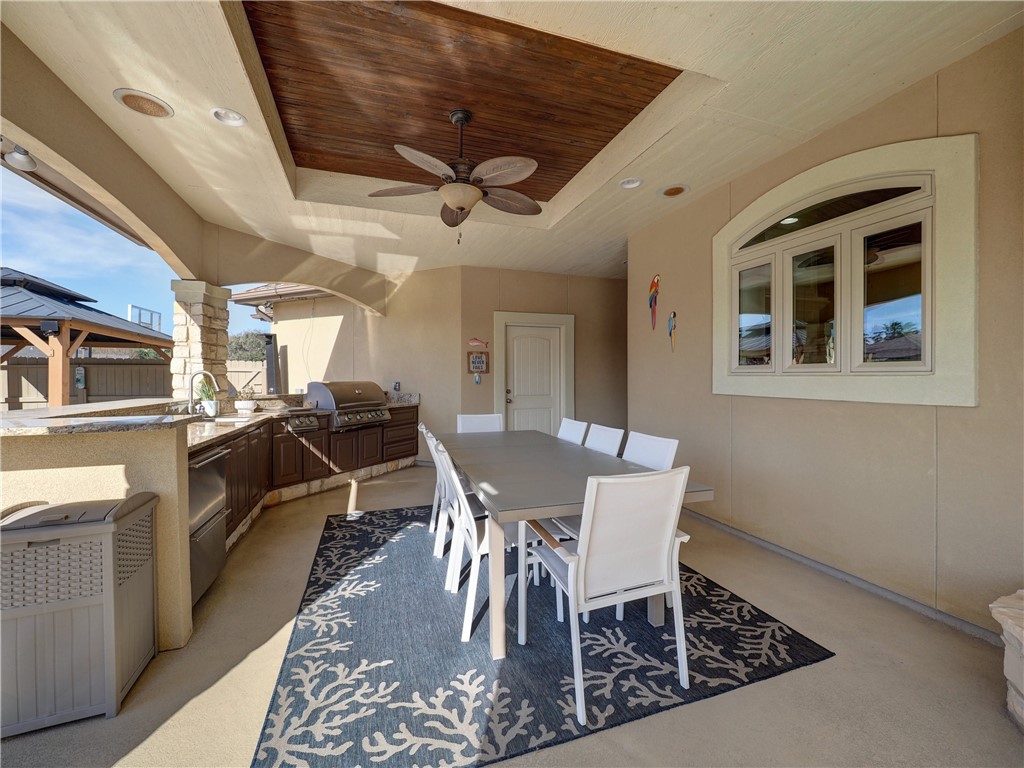 204 Black Diamond Property Photo 31