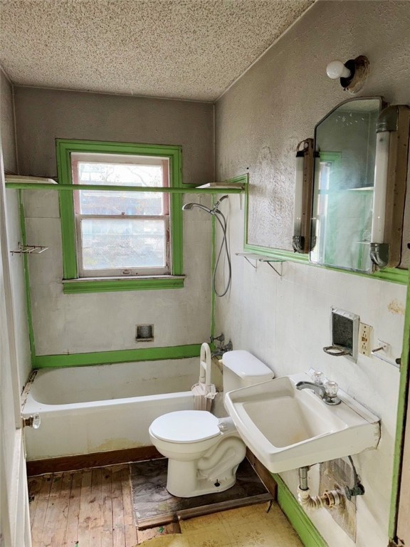 2446 Prescott St Property Photo 8