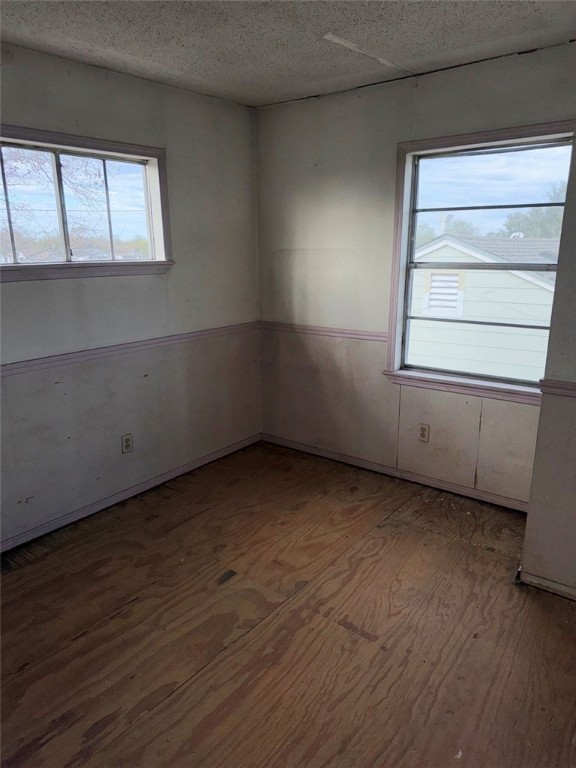 2446 Prescott St Property Photo 20