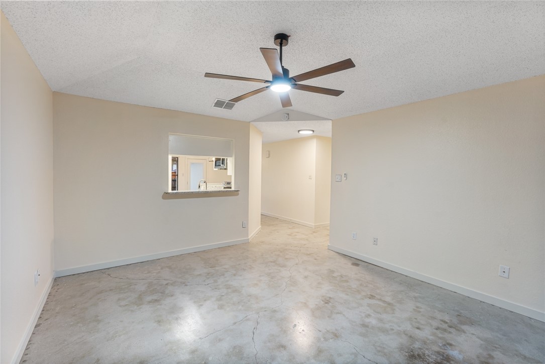 6030 Pendleton Dr Property Photo 6