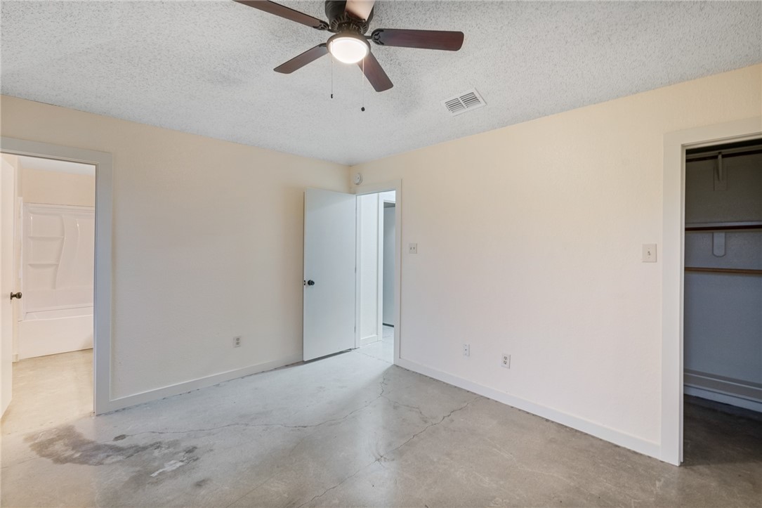 6030 Pendleton Dr Property Photo 19