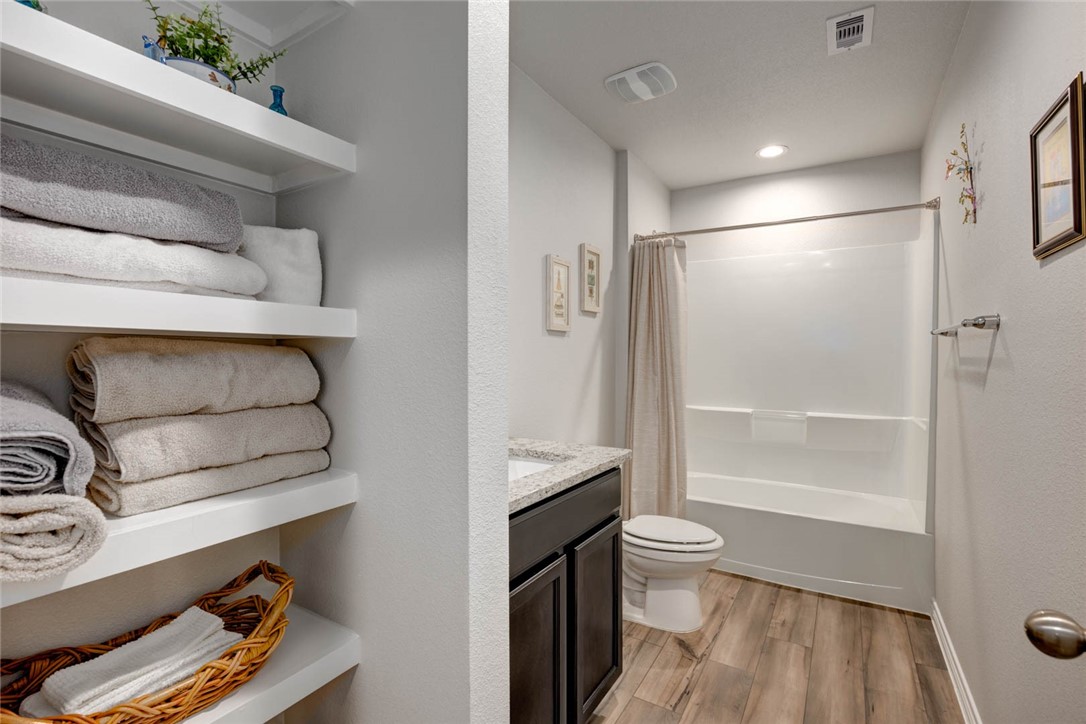 Undefined Property Photo 10