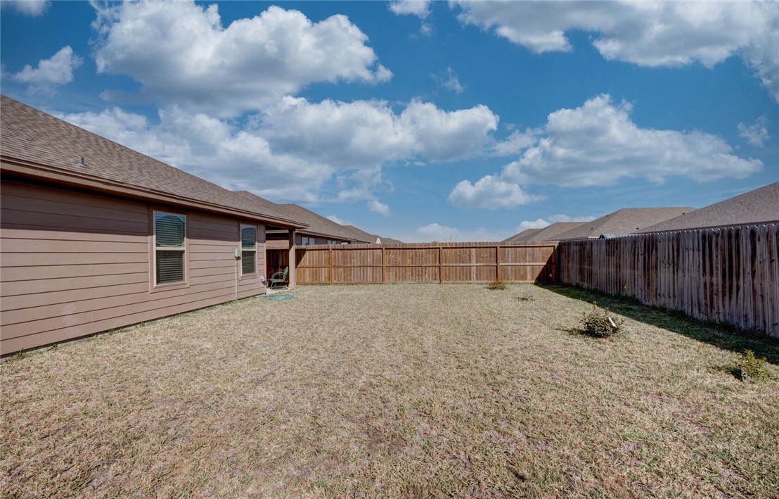 Undefined Property Photo 22