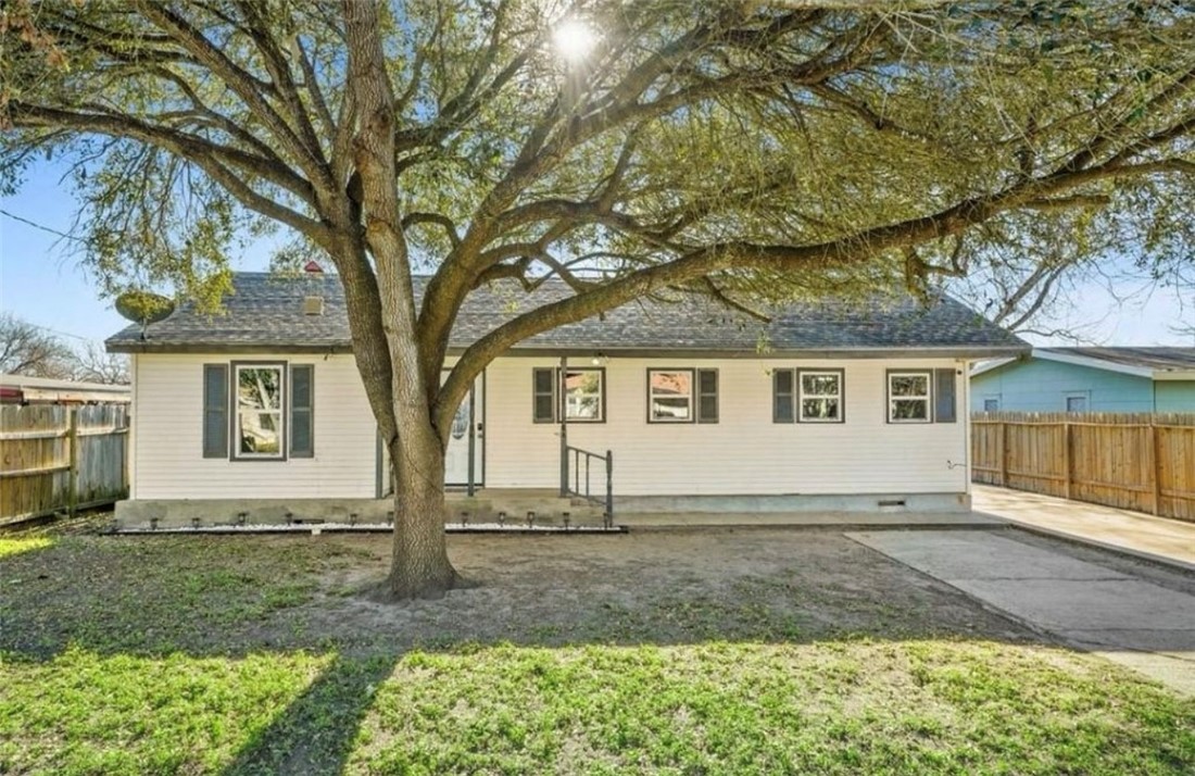 10829 Mayfield Dr Property Photo 1