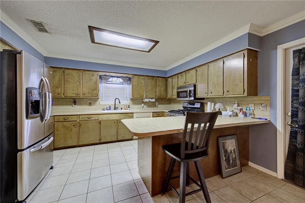 7692 Lang Property Photo 3