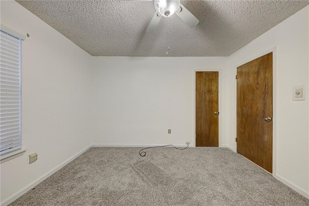 7692 Lang Property Photo 7