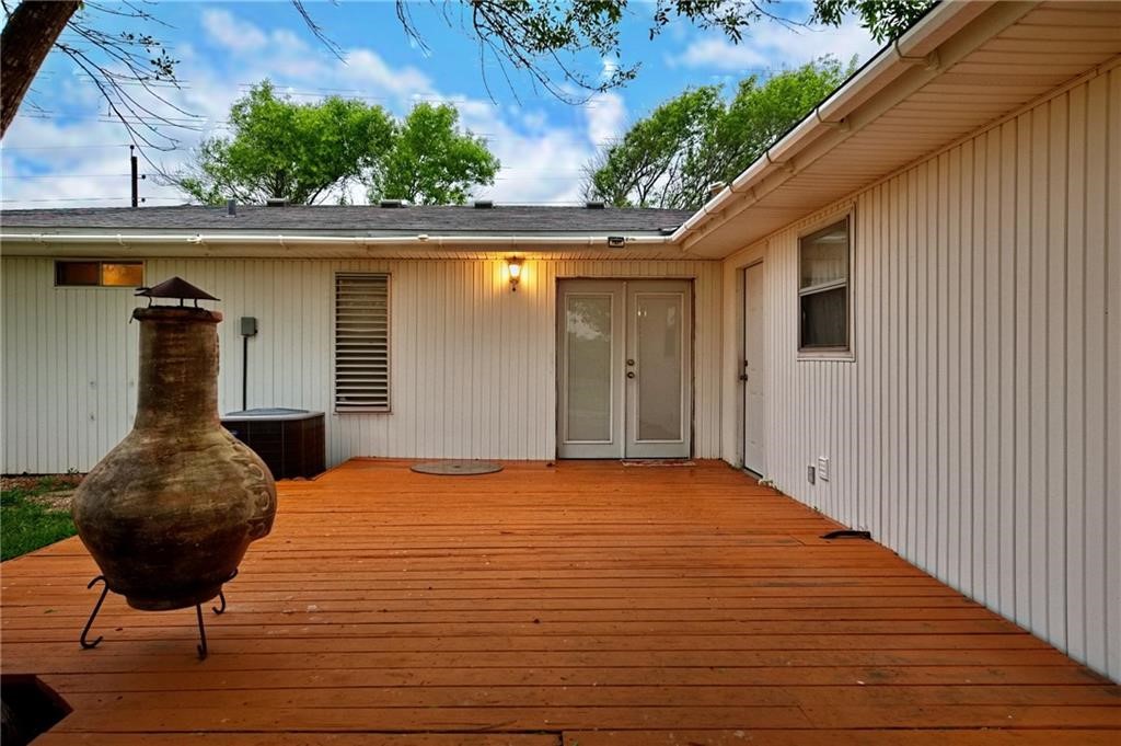 7692 Lang Property Photo 17