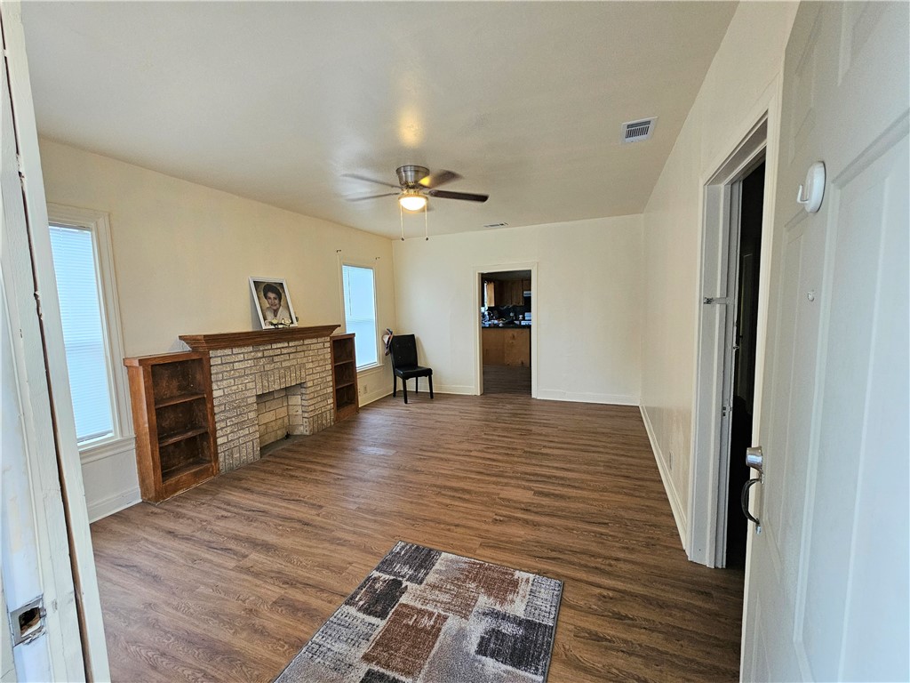 2020 Buford St Property Photo 4