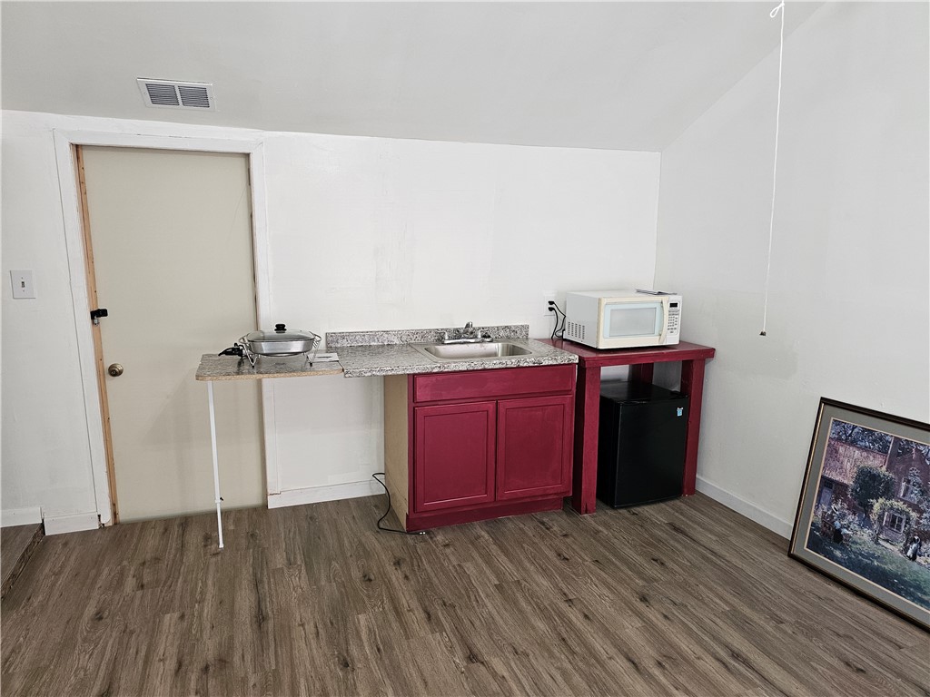 2020 Buford St Property Photo 25