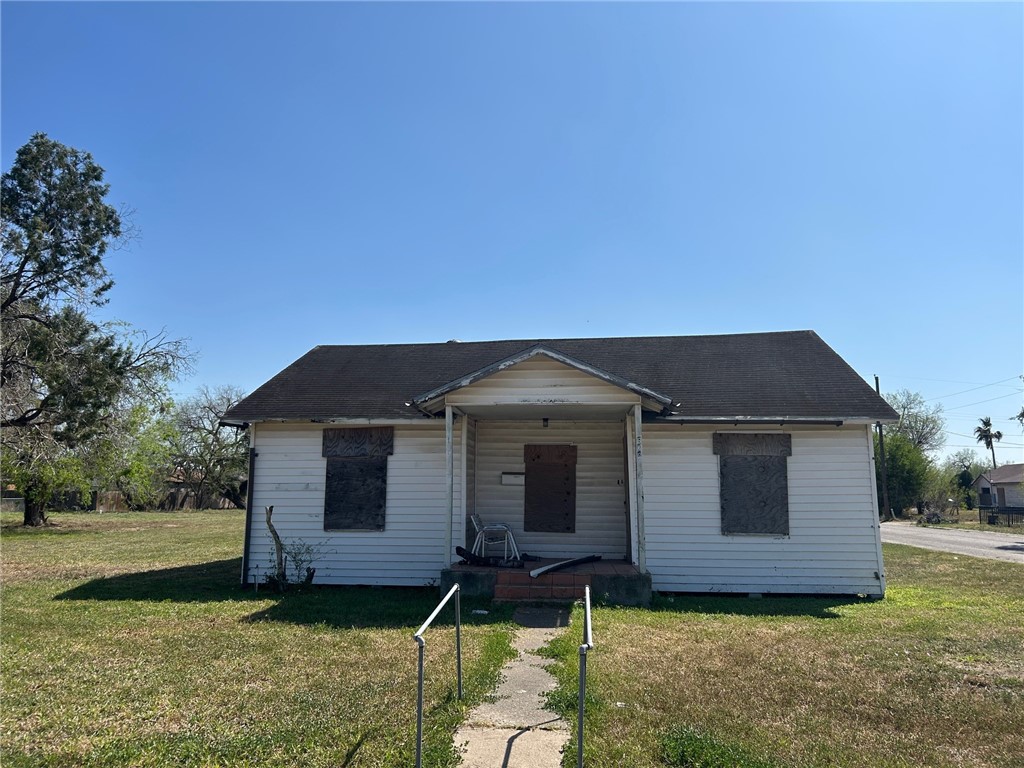 629 W Fordyce Ave Property Photo