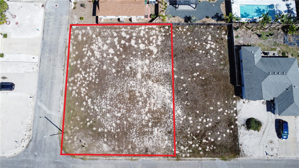 13902 Skysail St Property Photo 4