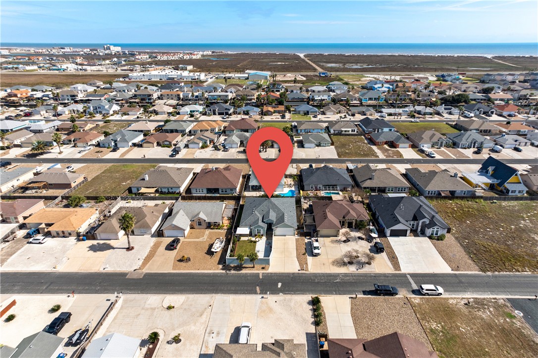 15438 Escapade St Property Photo 37