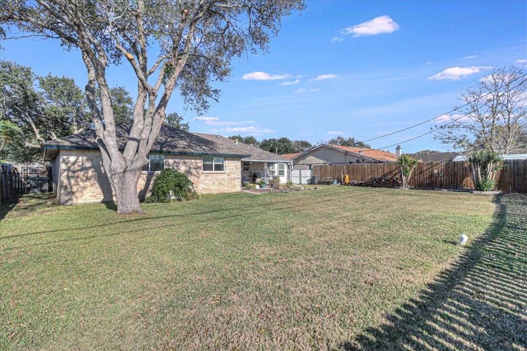 4513 Snead Dr Property Photo 36