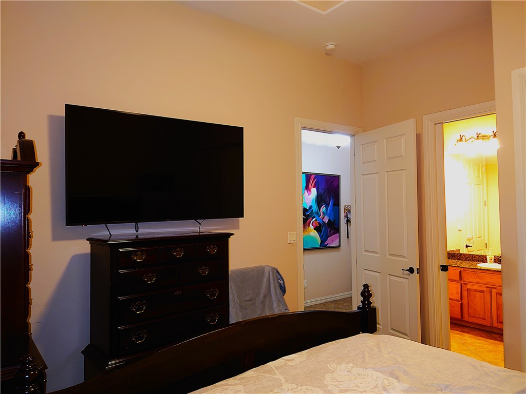 14910 Leeward Dr Property Photo 19