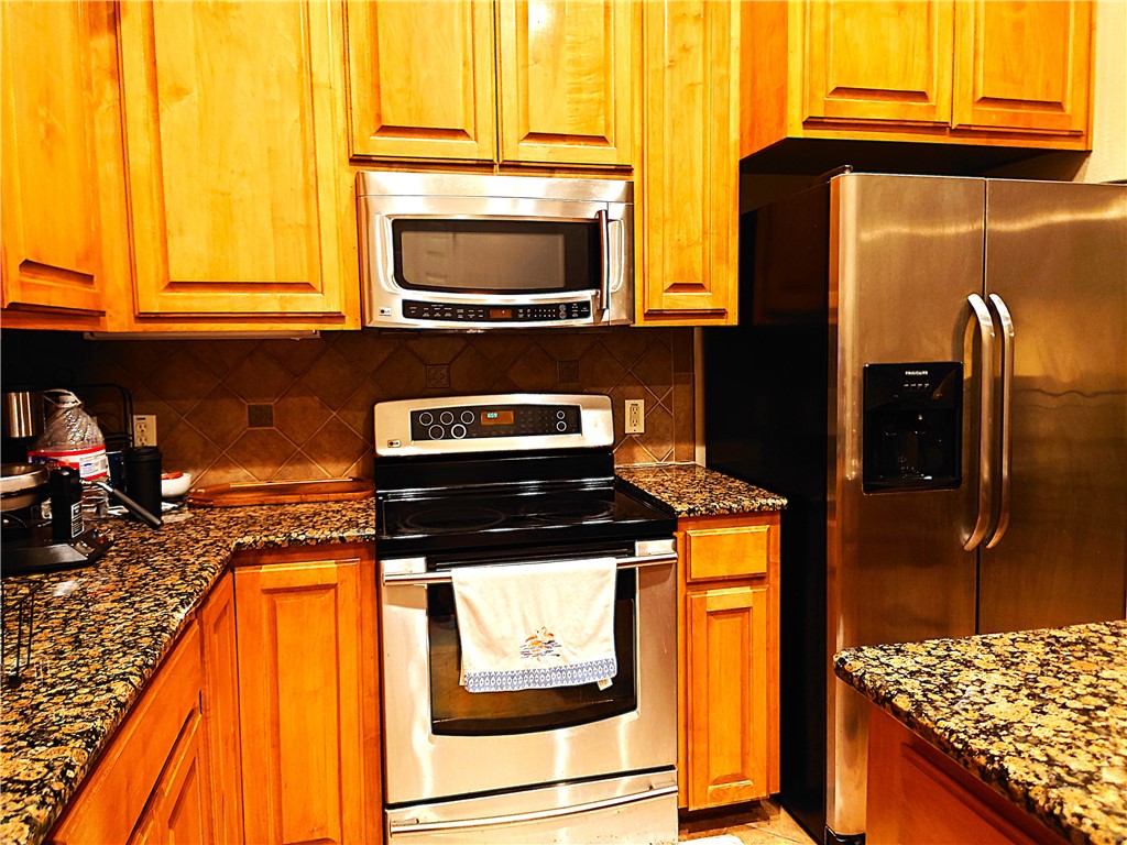 14910 Leeward Dr Property Photo 27