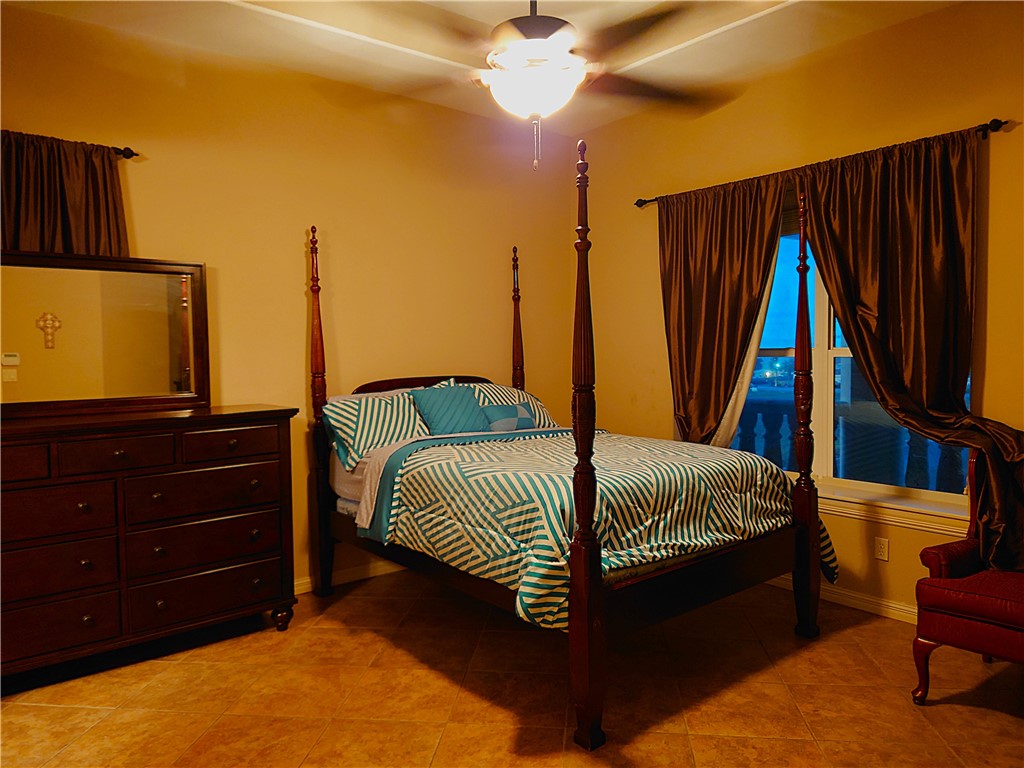 14910 Leeward Dr Property Photo 29