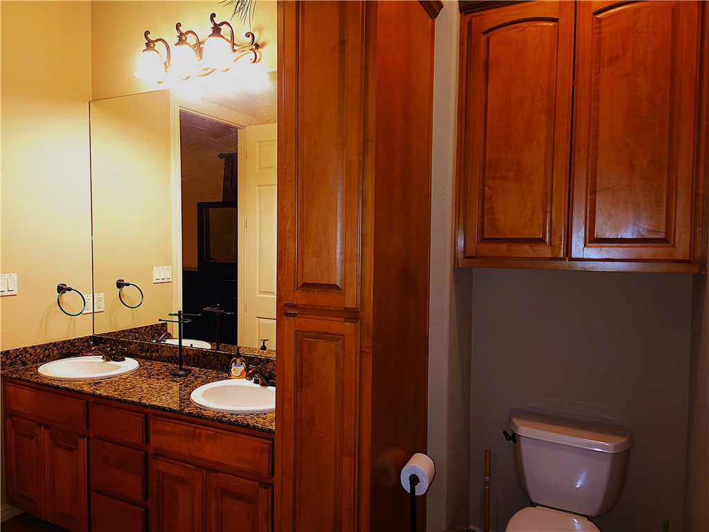 14910 Leeward Dr Property Photo 32