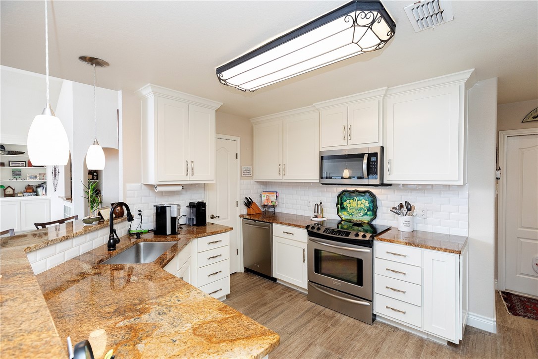 15414 Cuttysark St Property Photo 13