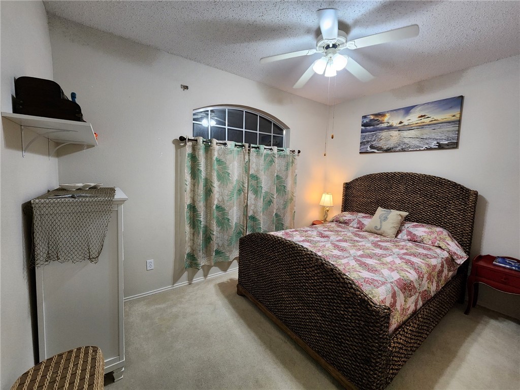 14721 Lighthouse Dr Property Photo 6