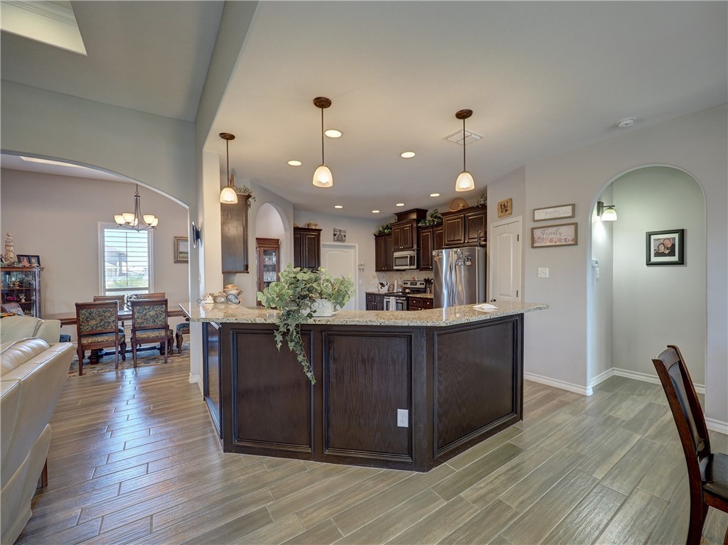 13938 Whitecap Blvd Property Photo 10