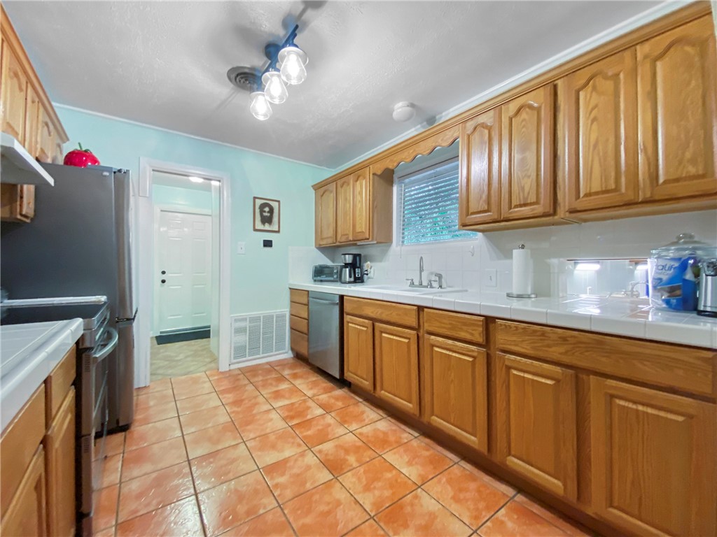 1617 Rose Dr Property Photo 12