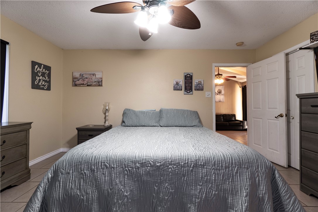454 Cartagena Dr Property Photo 22