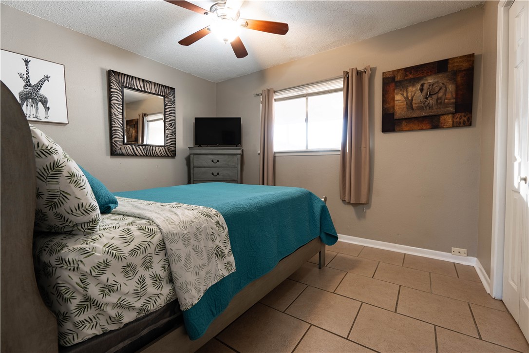 454 Cartagena Dr Property Photo 29