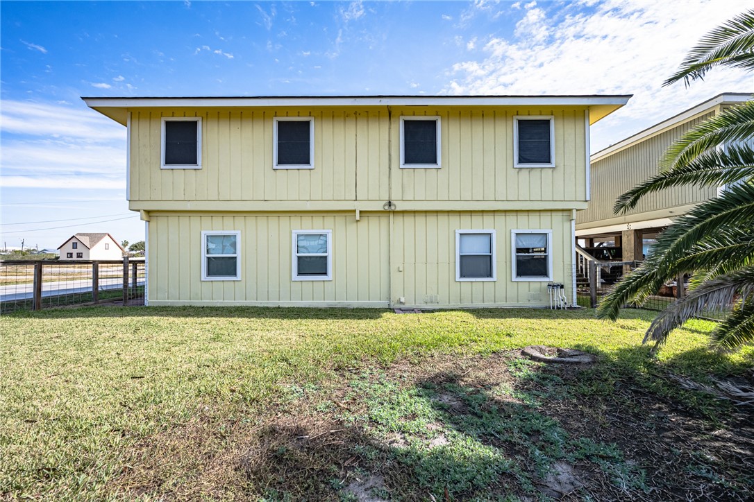 1313 S Magnolia St Property Photo 10